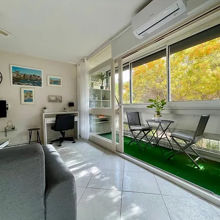 T2 Lumineux Pres Des Thermes, Calme Et Confort, 2 Etoiles, Avec Balcon Et Parking - Fr-1-503-71 * Balaruc-les-Bains